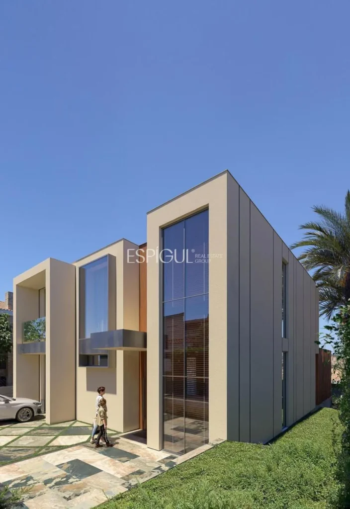 Impressive villa with all amenities in a premium setting