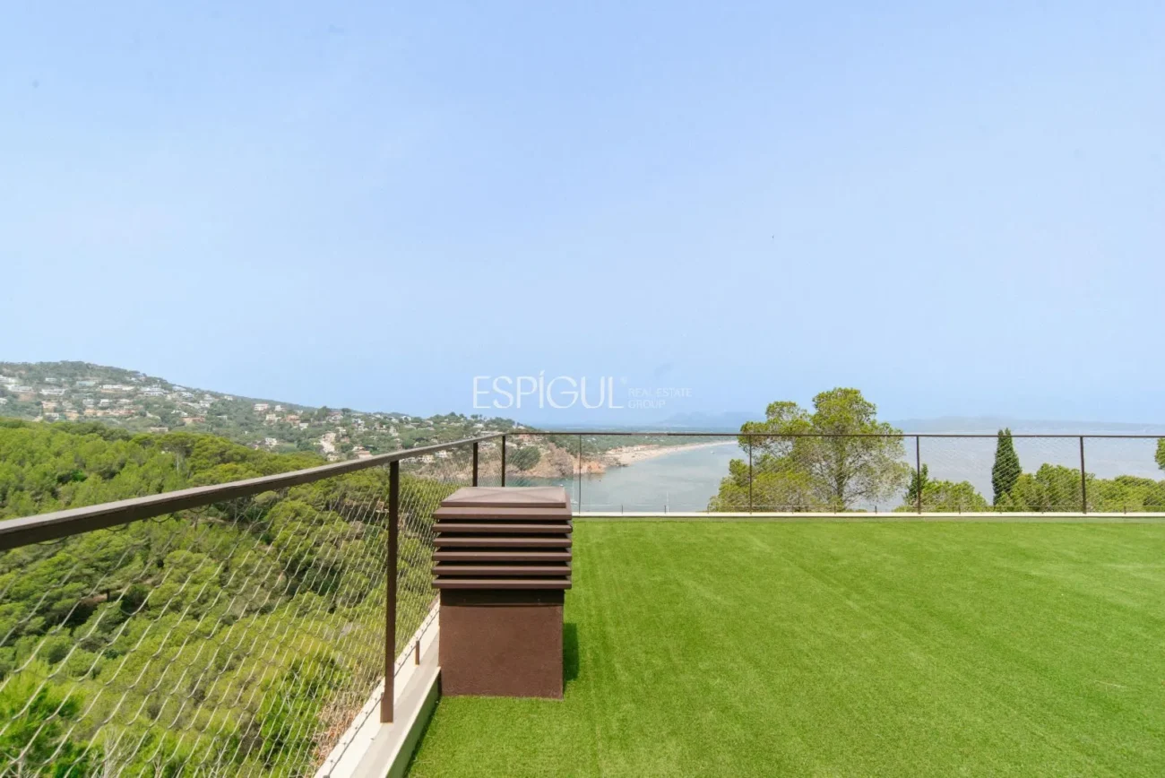 Luxury Villas with Sea Views in Begur