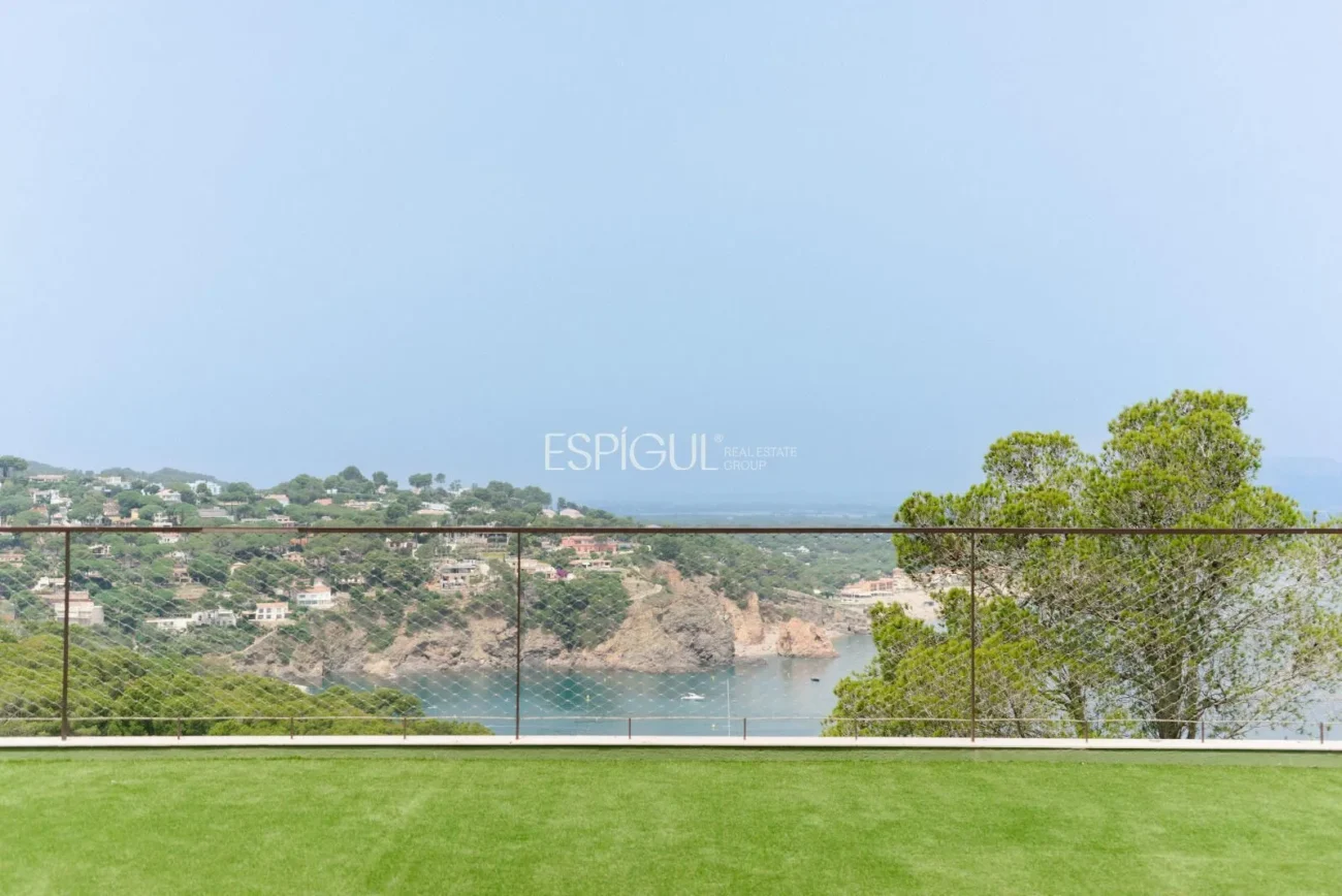 Luxury Villas with Sea Views in Begur