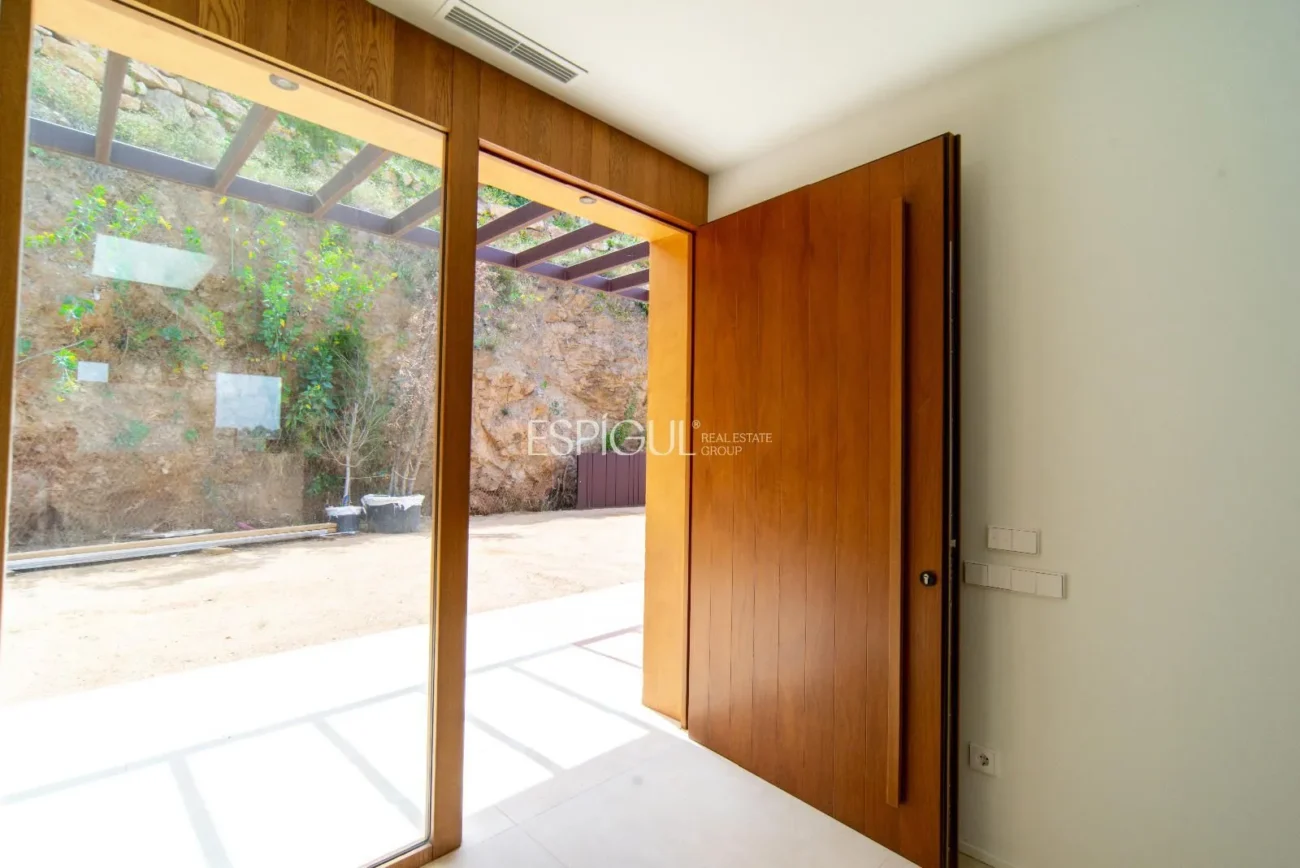 Luxury Villas with Sea Views in Begur