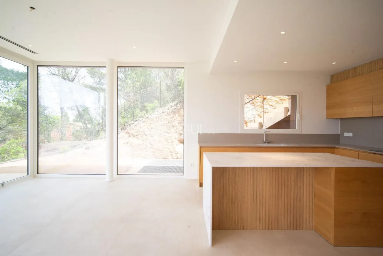 Luxury Villas with Sea Views in Begur