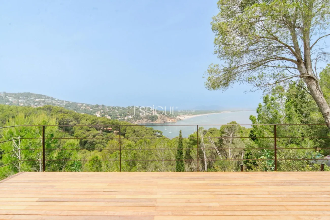 Luxury Villas with Sea Views in Begur