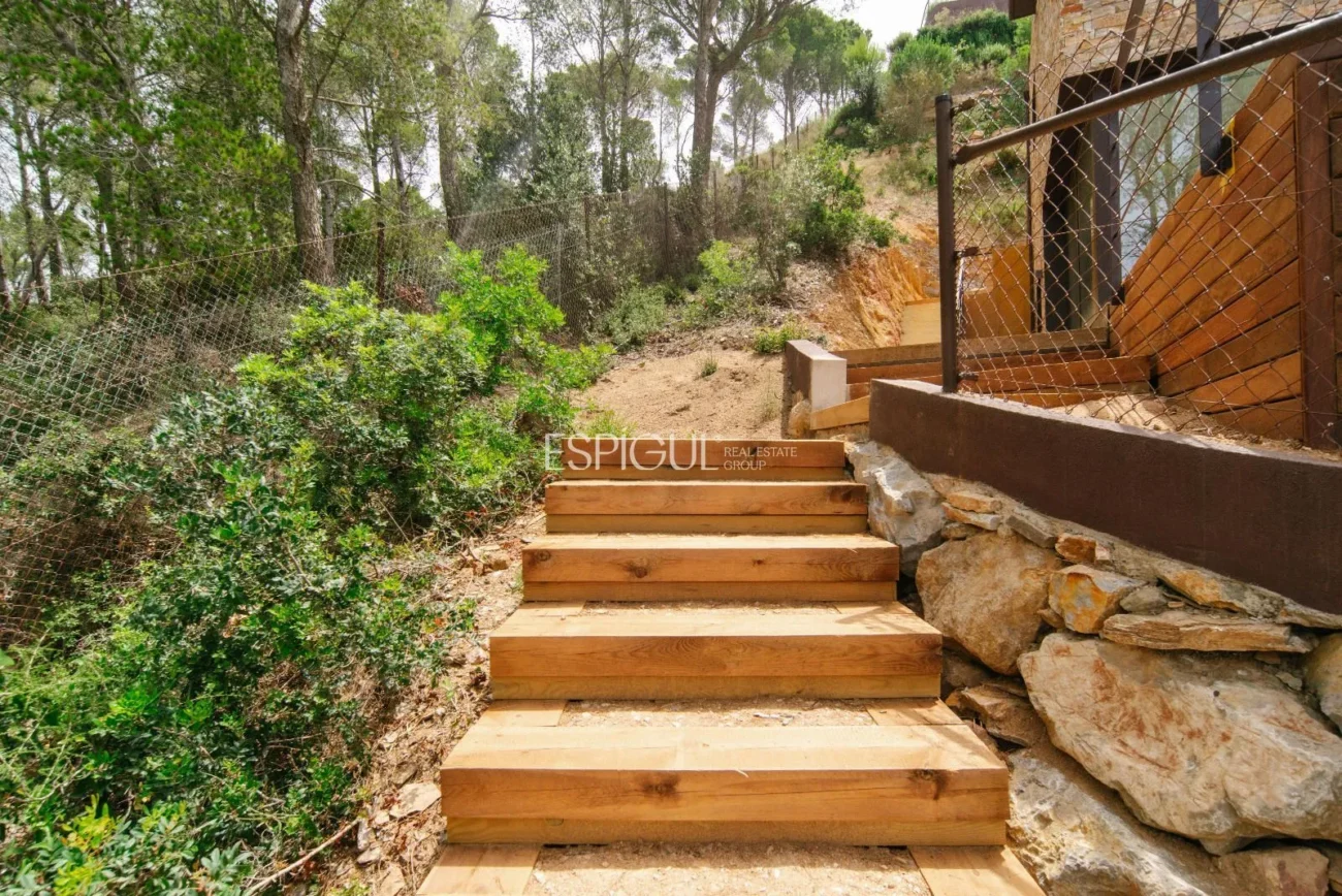 Luxury Villas with Sea Views in Begur