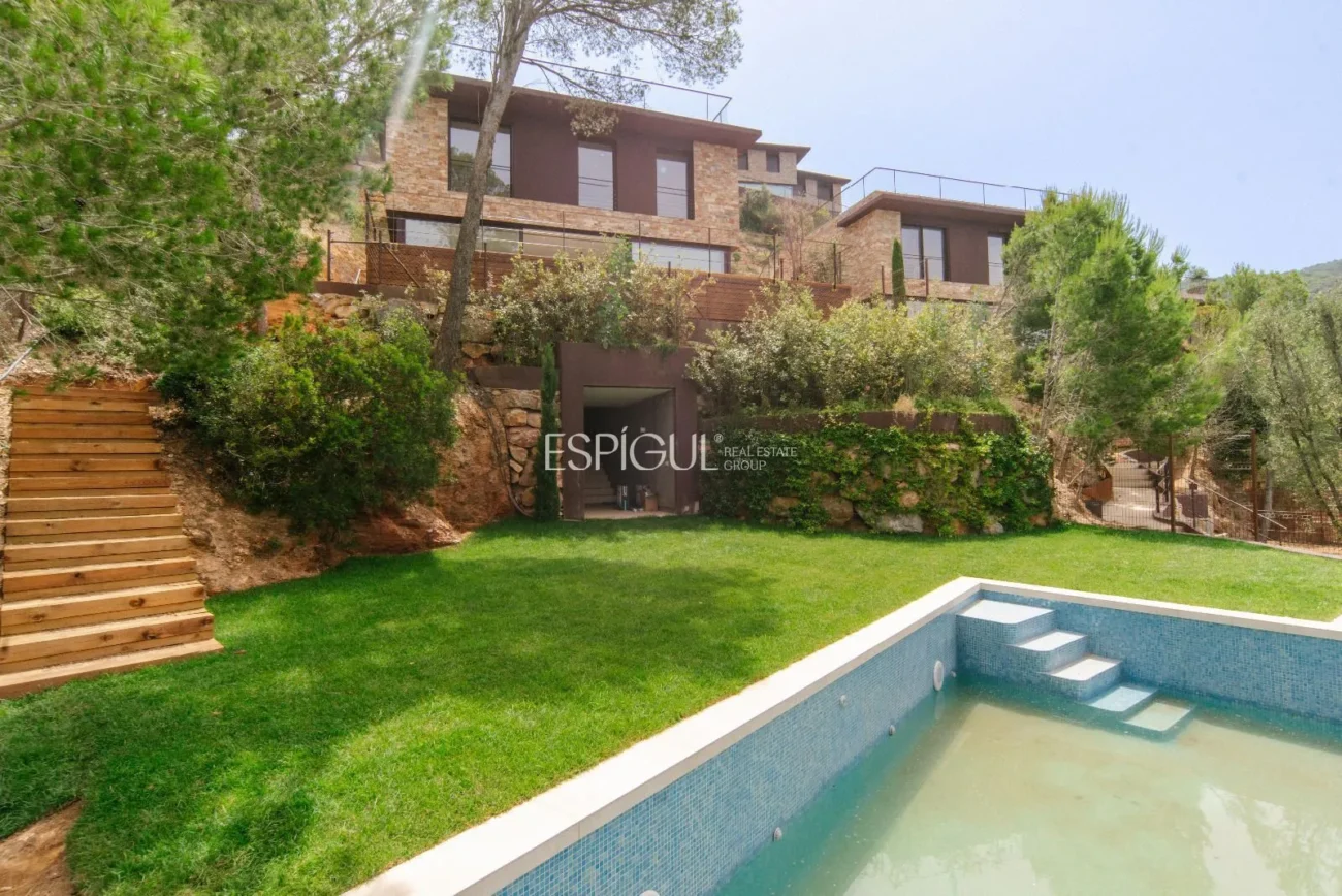 Villas de luxe avec vue sur la mer à Begur