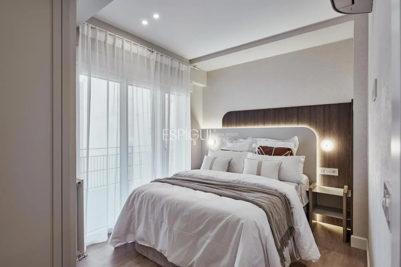 Logement rénové de 3 chambres dans la rue Montesa, Lista