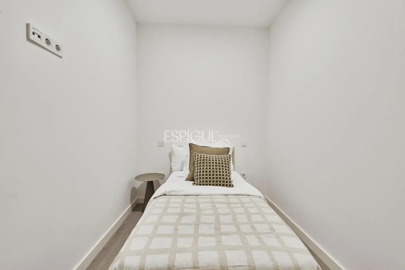 Renovated Apartment Melendez Valdes in Arapiles