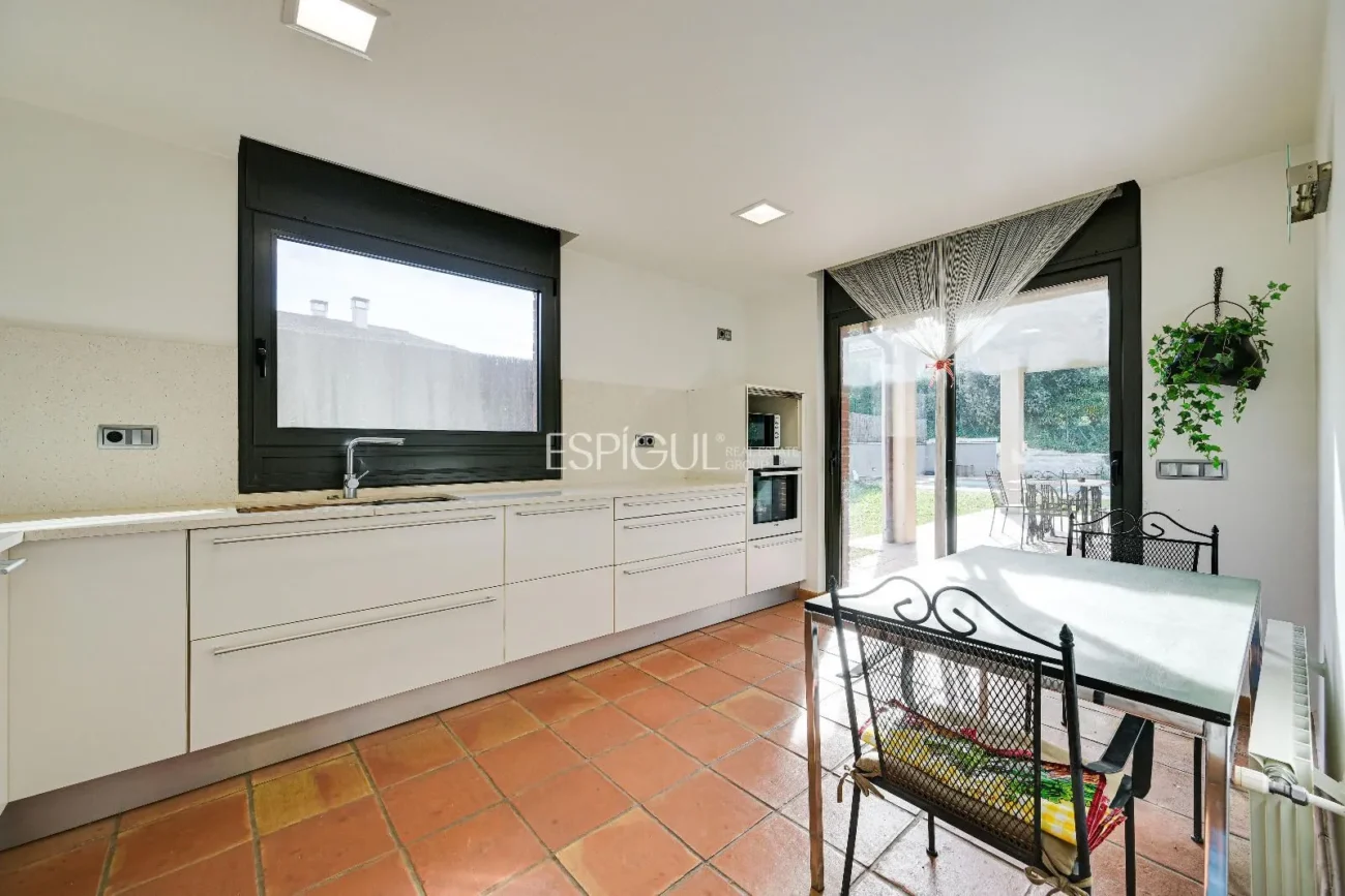 Haus in Fornells Parc mit Pool