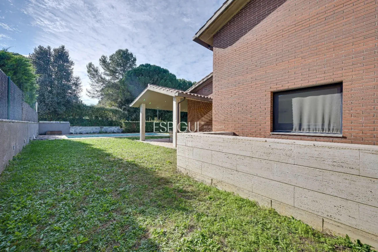 Haus in Fornells Parc mit Pool