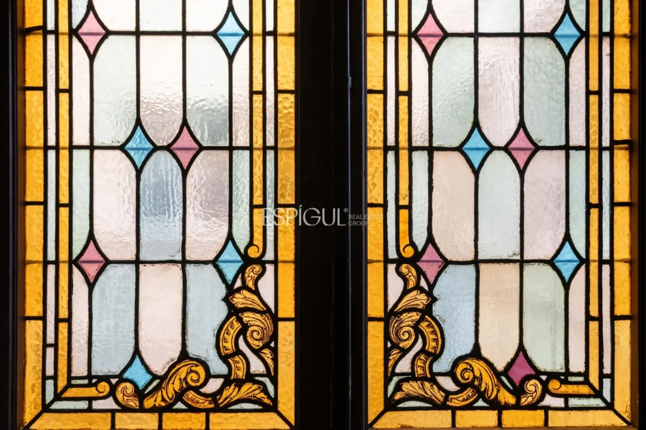 Duplex à vendre dans la rue de Majorque