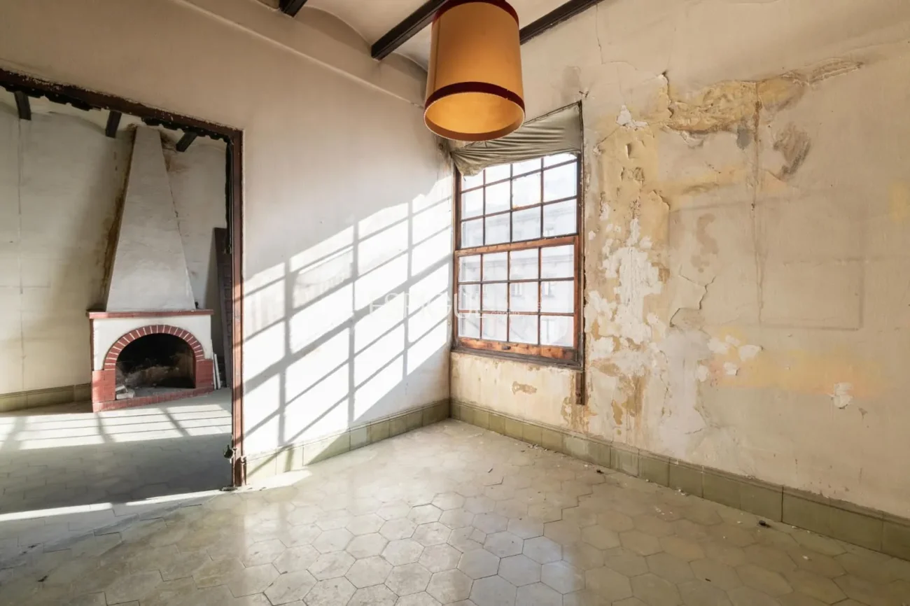 Duplex à vendre dans la rue de Majorque