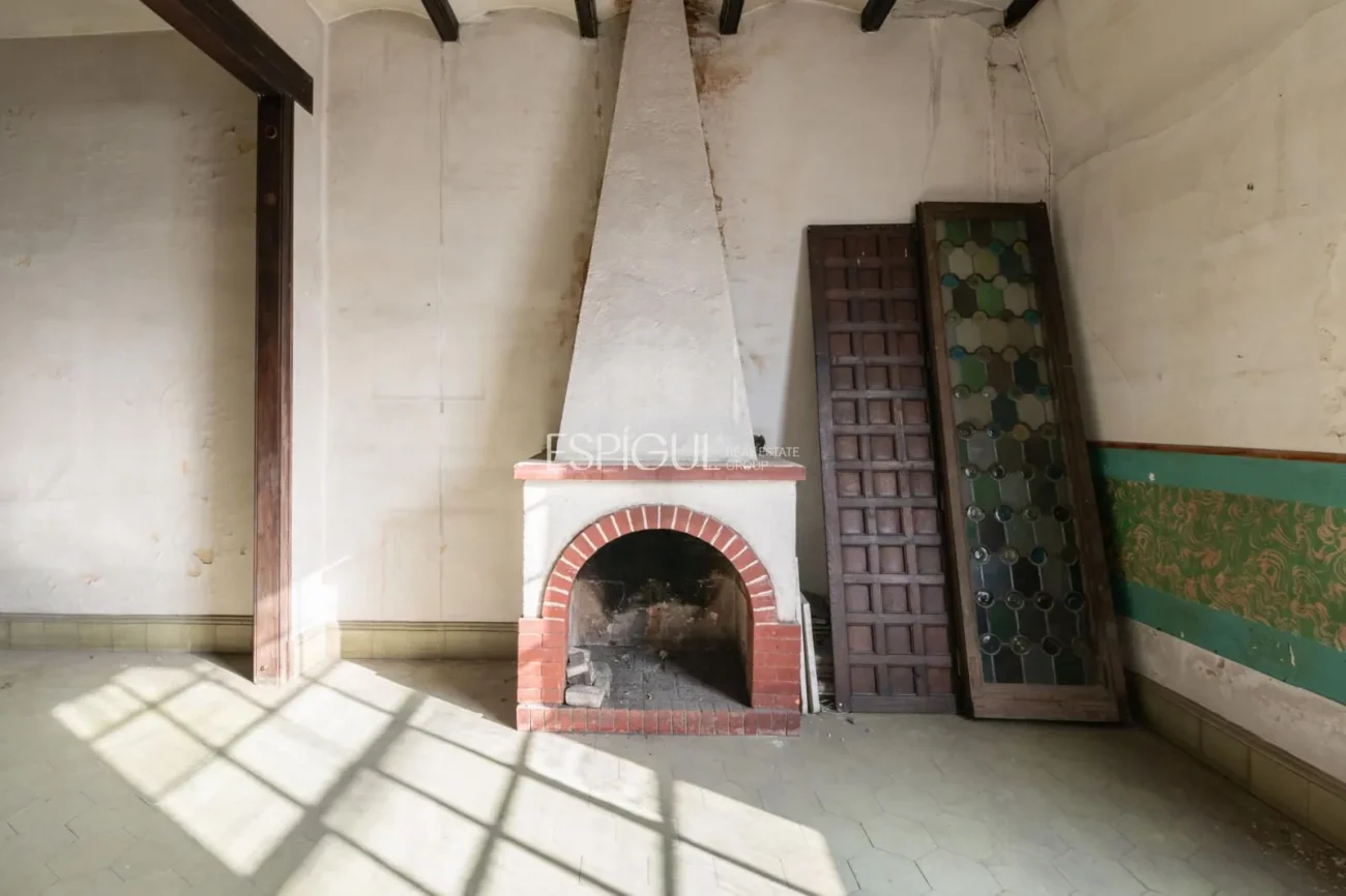 Duplex à vendre dans la rue de Majorque