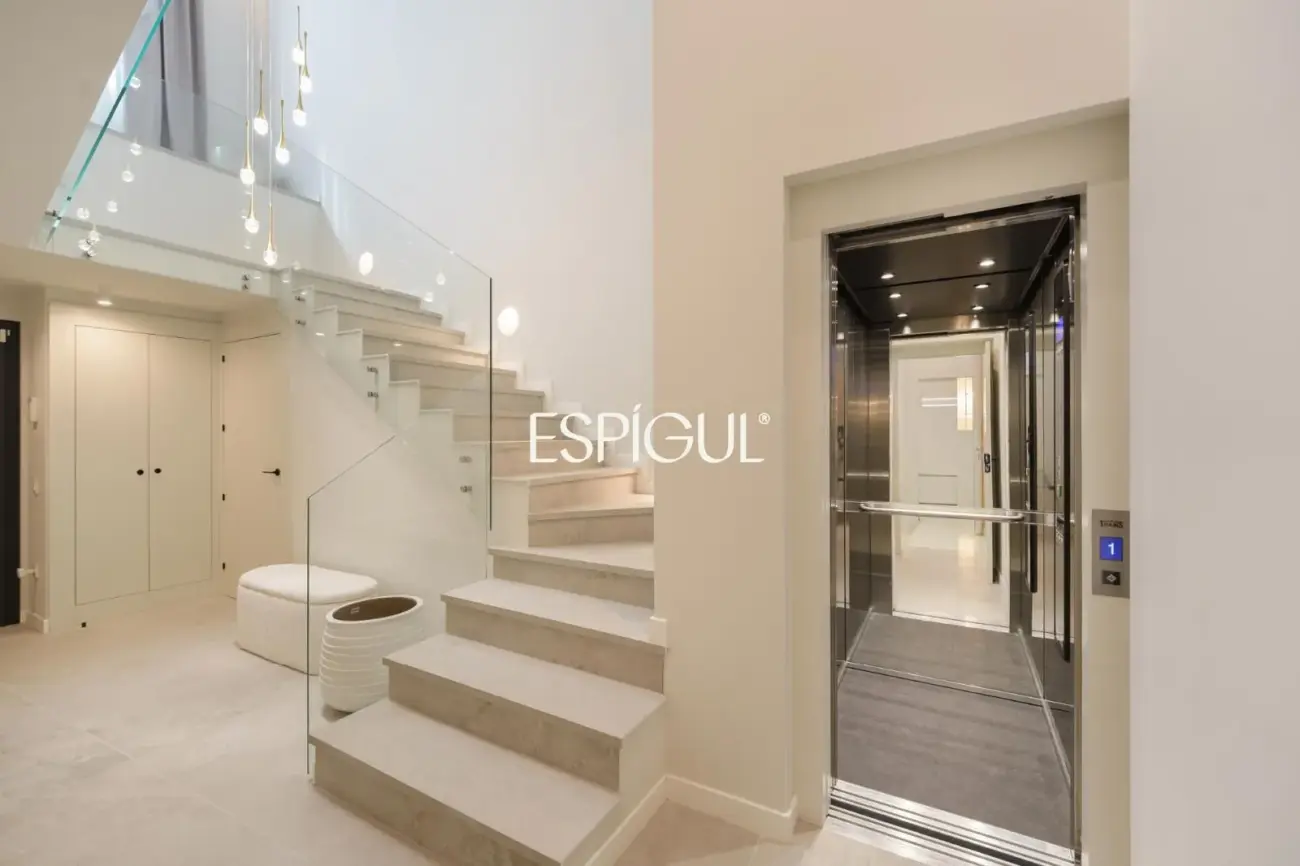 Exclusiva casa de lujo con piscina y spa en el corazón de Calella