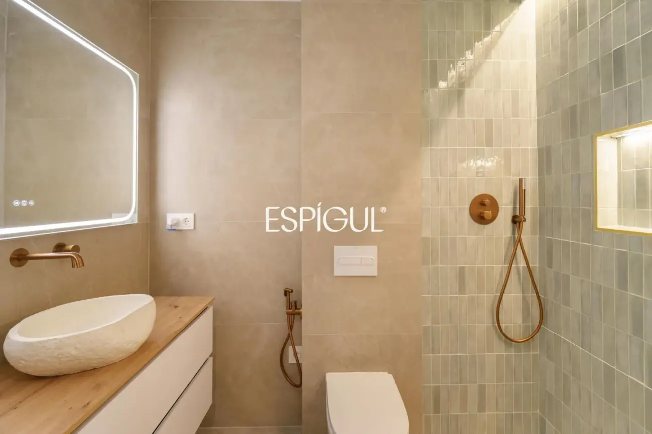 Exclusiva casa de lujo con piscina y spa en el corazón de Calella