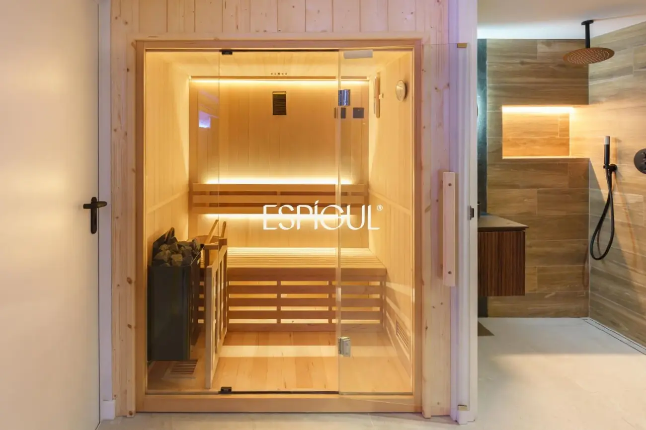 Exclusiva casa de lujo con piscina y spa en el corazón de Calella