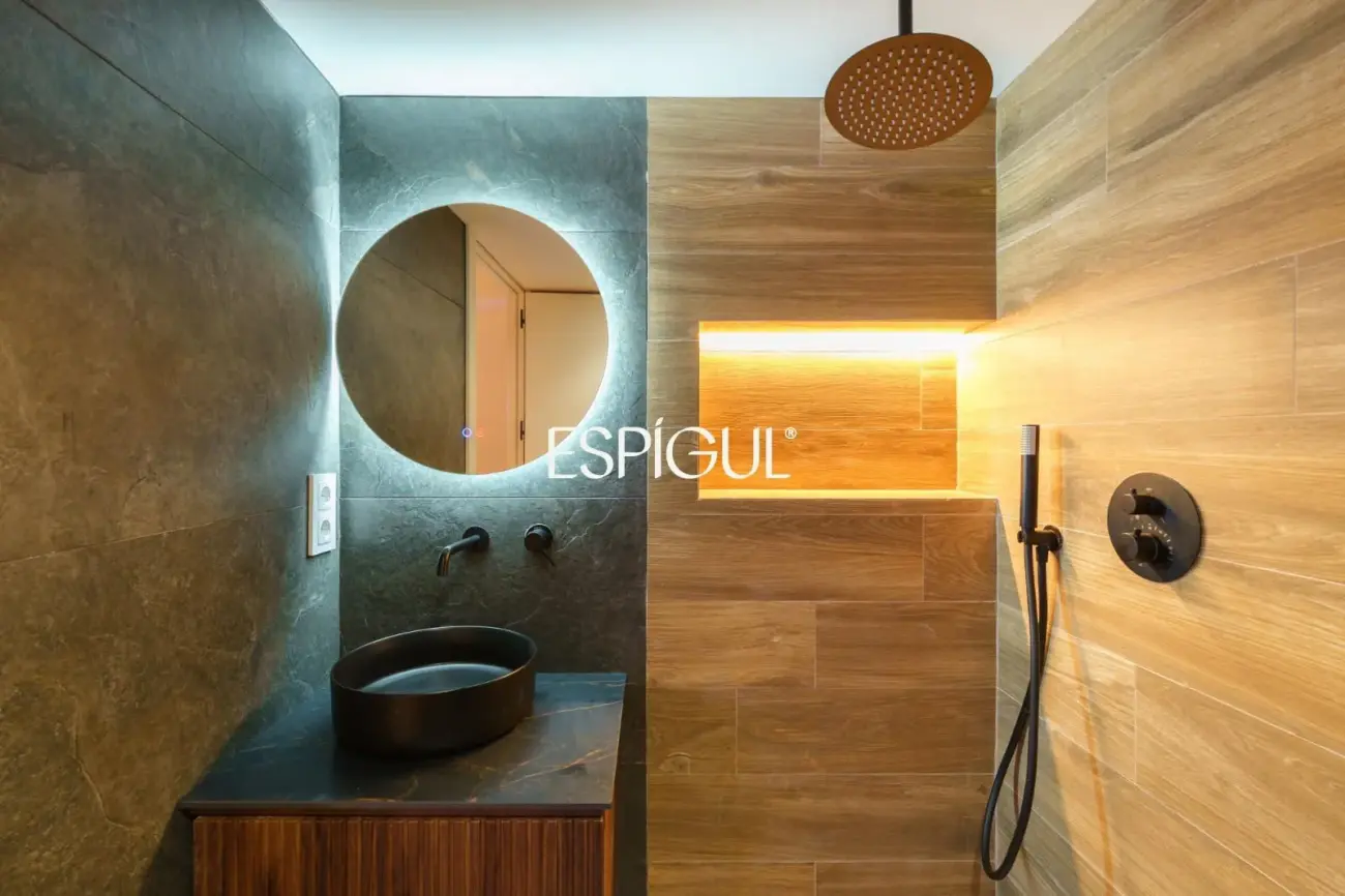 Exclusiva casa de lujo con piscina y spa en el corazón de Calella