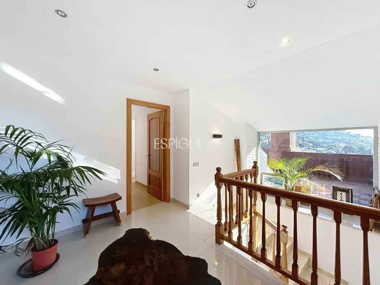 Impresionante casa con vistas panorámicas al mar en Can Tolrà