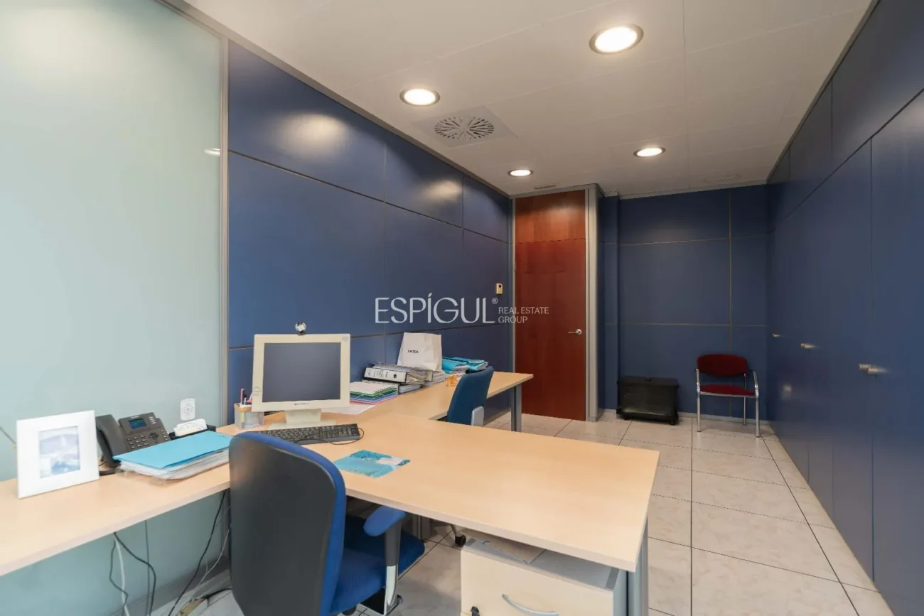 Oficina en venta en Empuriabrava