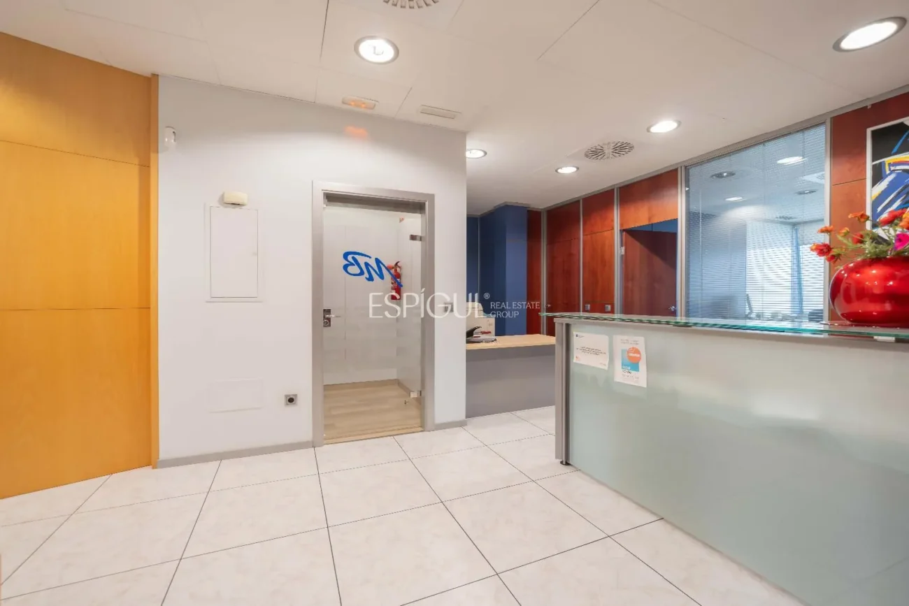 Oficina en venda a Empuriabrava