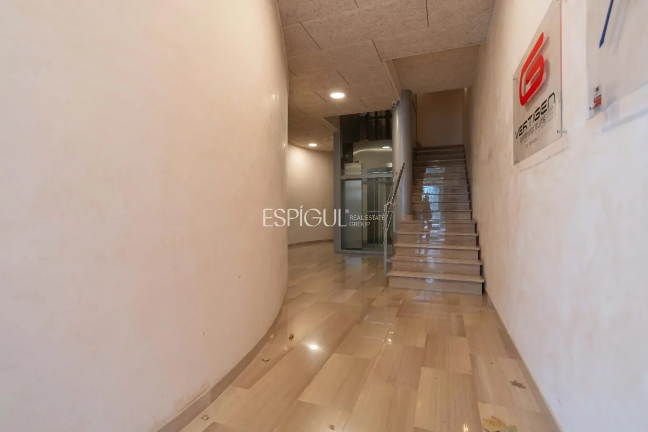 Oficina en venda a Empuriabrava