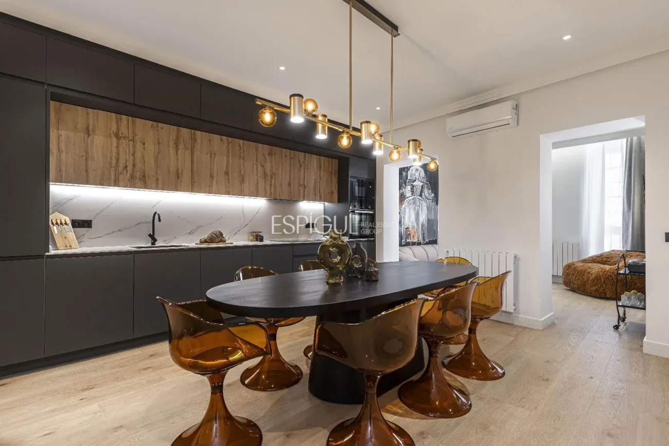 Piso exterior en venta en Pelayo, Justicia