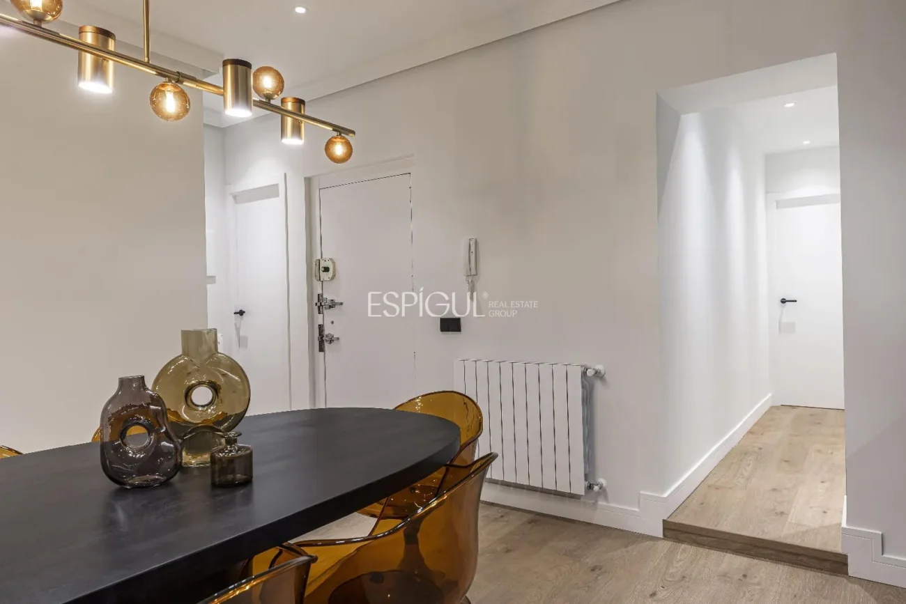 Piso exterior en venta en Pelayo, Justicia