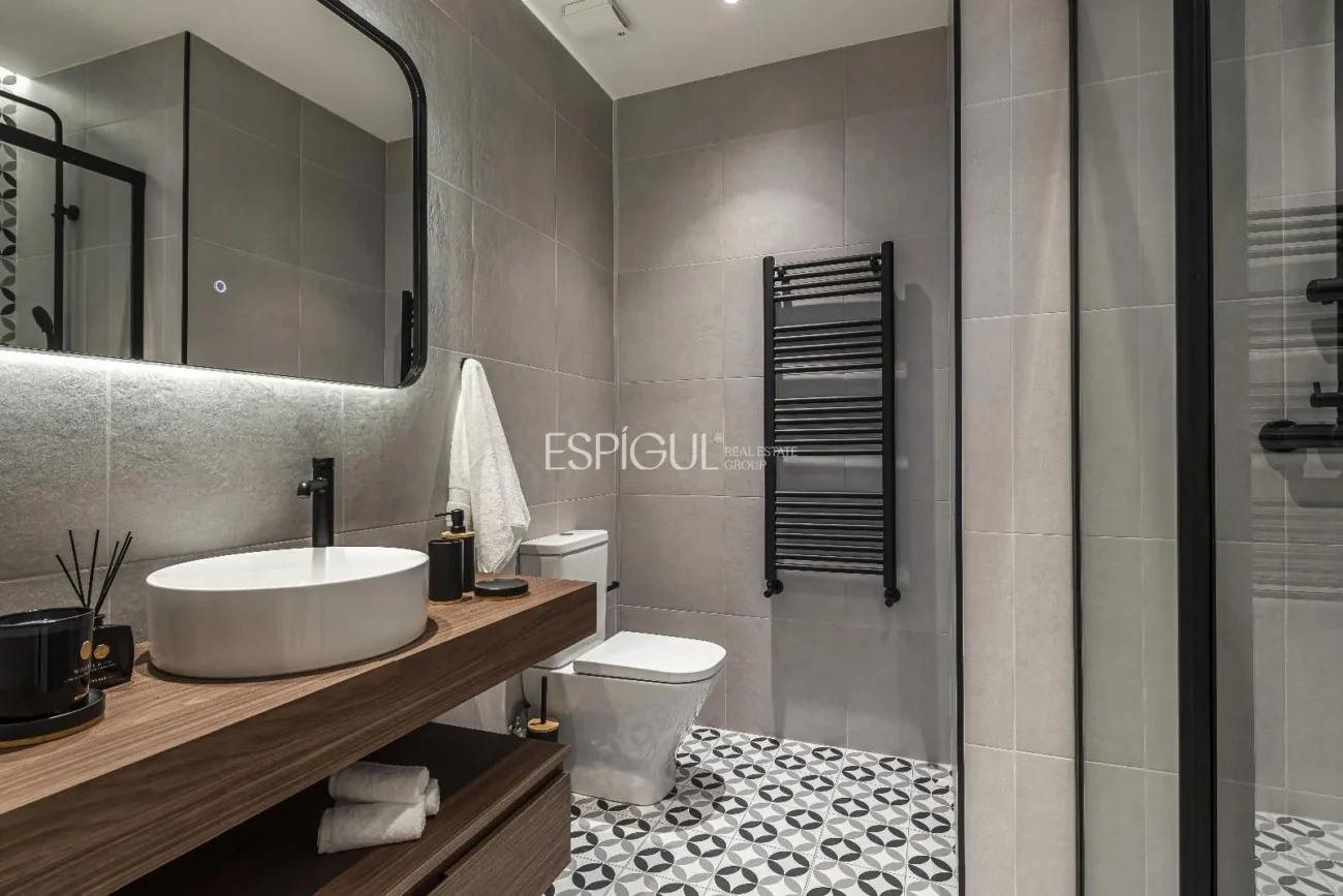 Piso exterior en venta en Pelayo, Justicia
