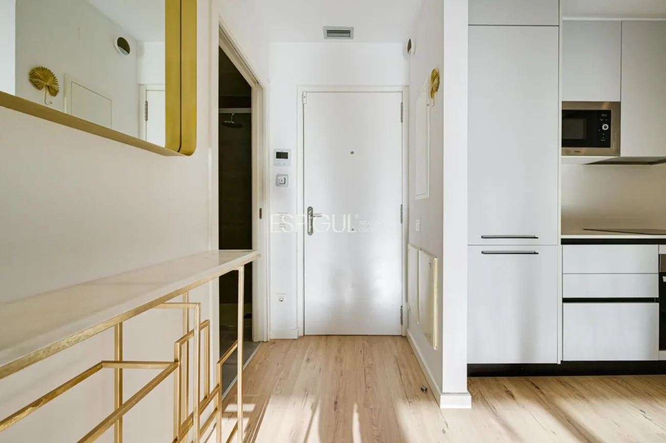 Dúplex con jardín privado en venta en Sants