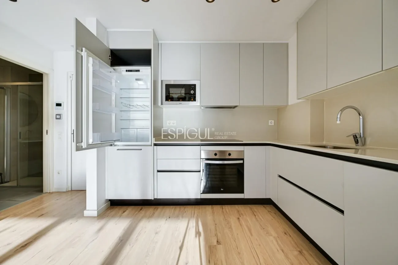 Dúplex con jardín privado en venta en Sants