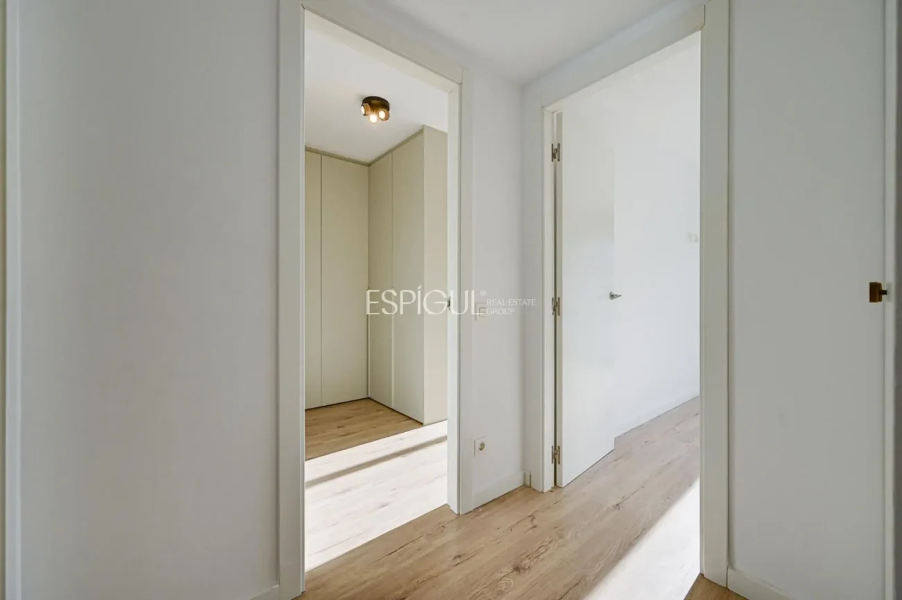 Dúplex con jardín privado en venta en Sants