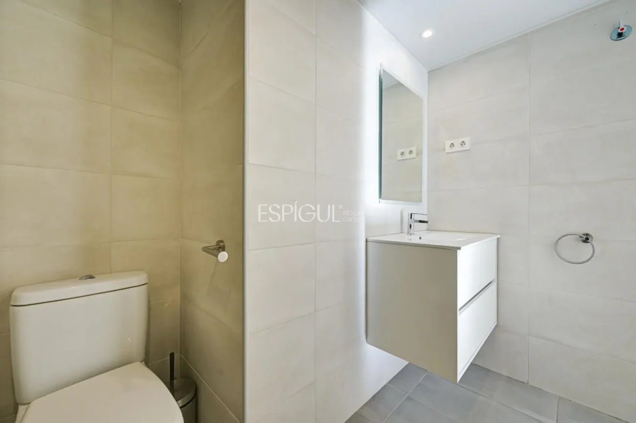 Dúplex con jardín privado en venta en Sants