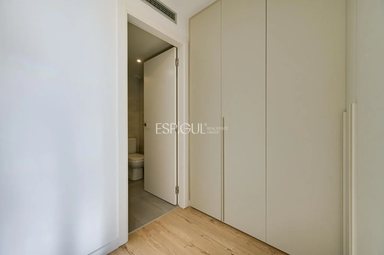 Dúplex con jardín privado en venta en Sants