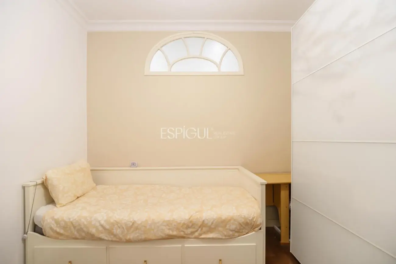 Exclusico piso con terraza privada en Eixample – Sant Antoni