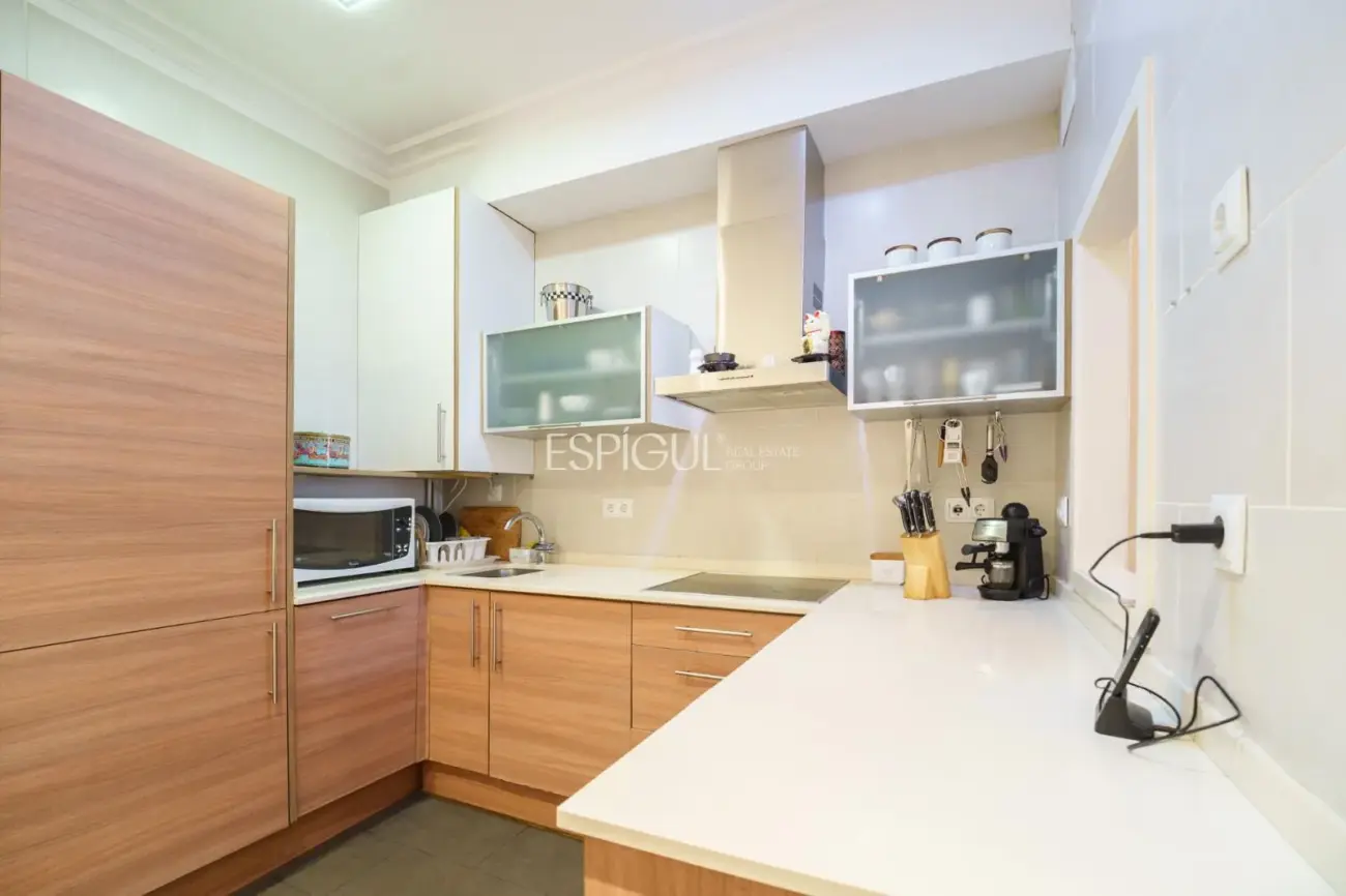Exclusico piso con terraza privada en Eixample – Sant Antoni