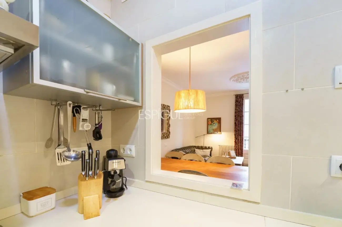 Exclusico piso con terraza privada en Eixample – Sant Antoni