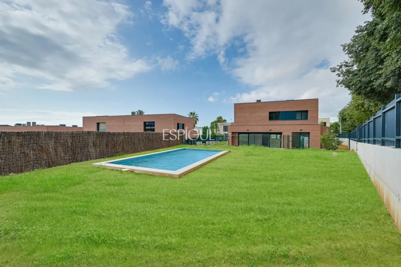 Maison individuelle exclusive de construction neuve à Can Quirze, Mataró