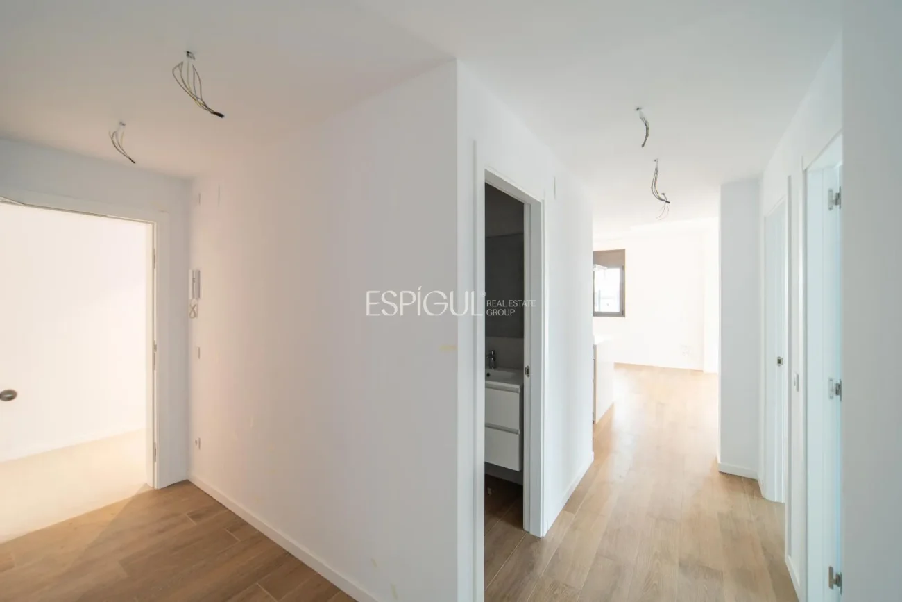 Apartment for rent in Vilablareix – 4 bedrooms
