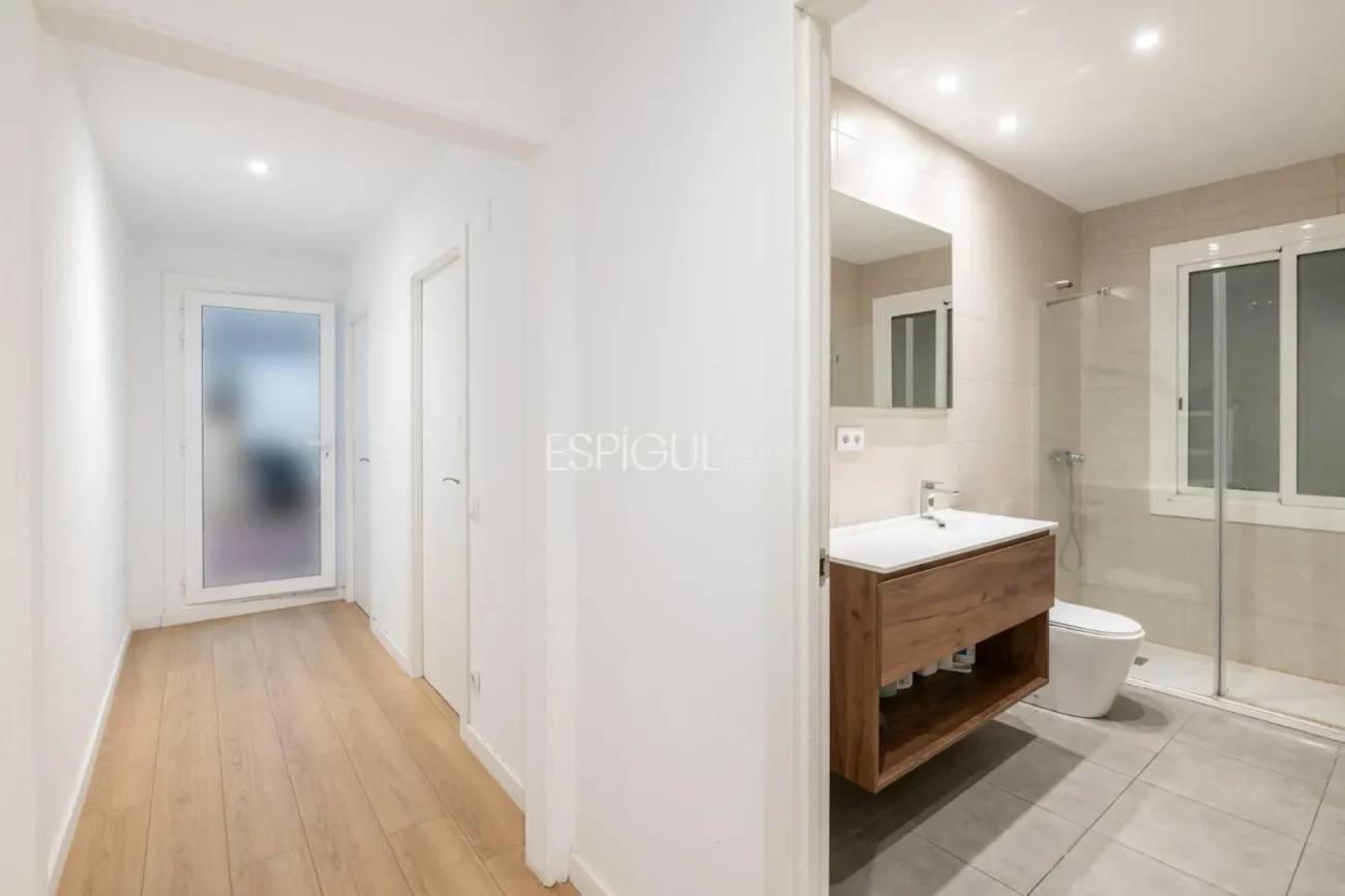Apartment in Carrer Can Bruixa
