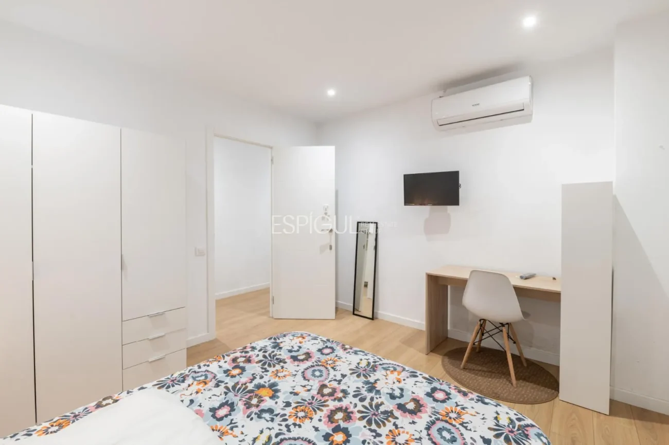 Apartment in Carrer Can Bruixa