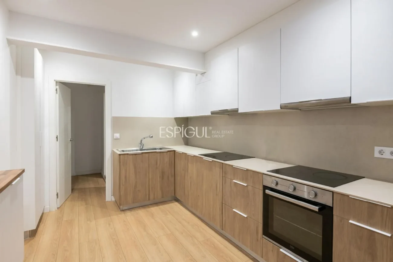 Apartment in Carrer Can Bruixa