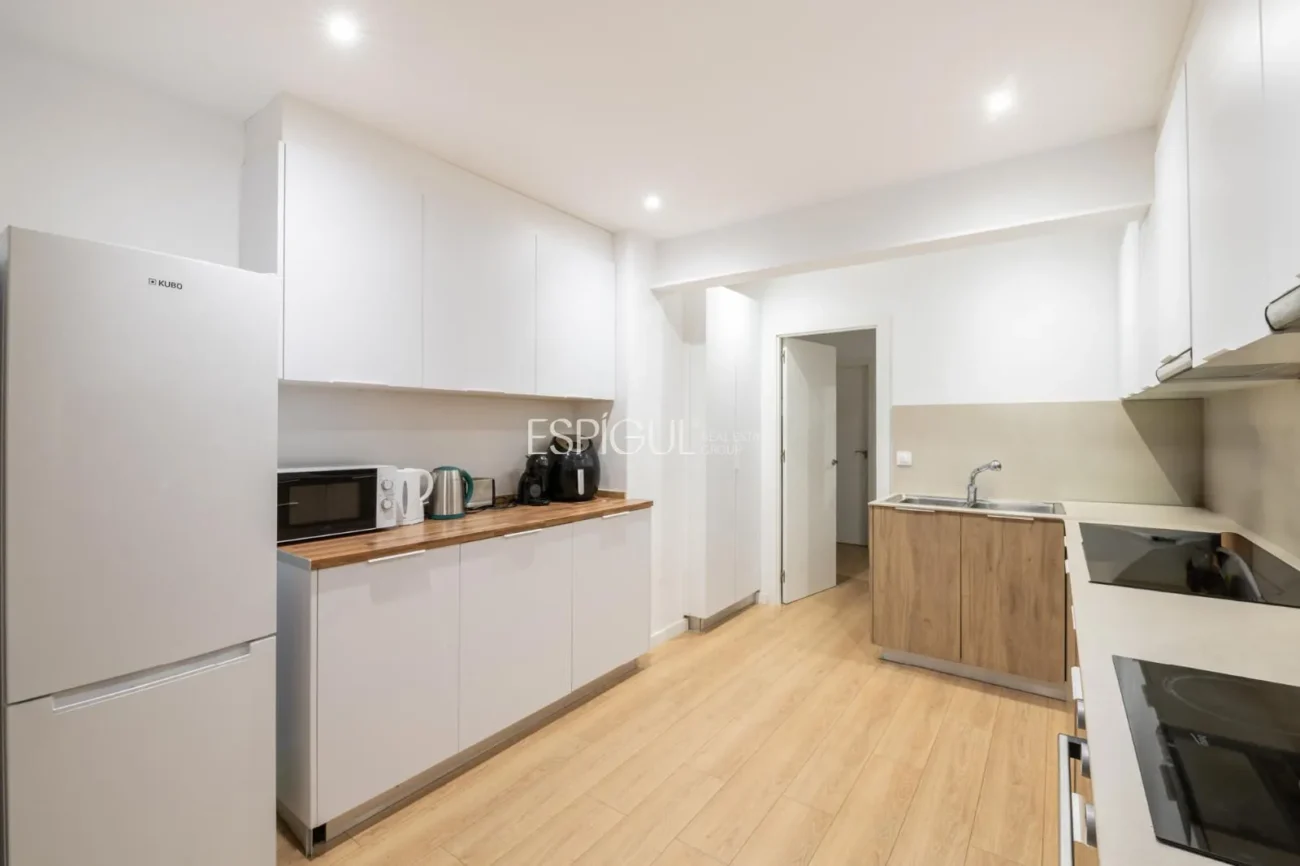 Apartment in Carrer Can Bruixa