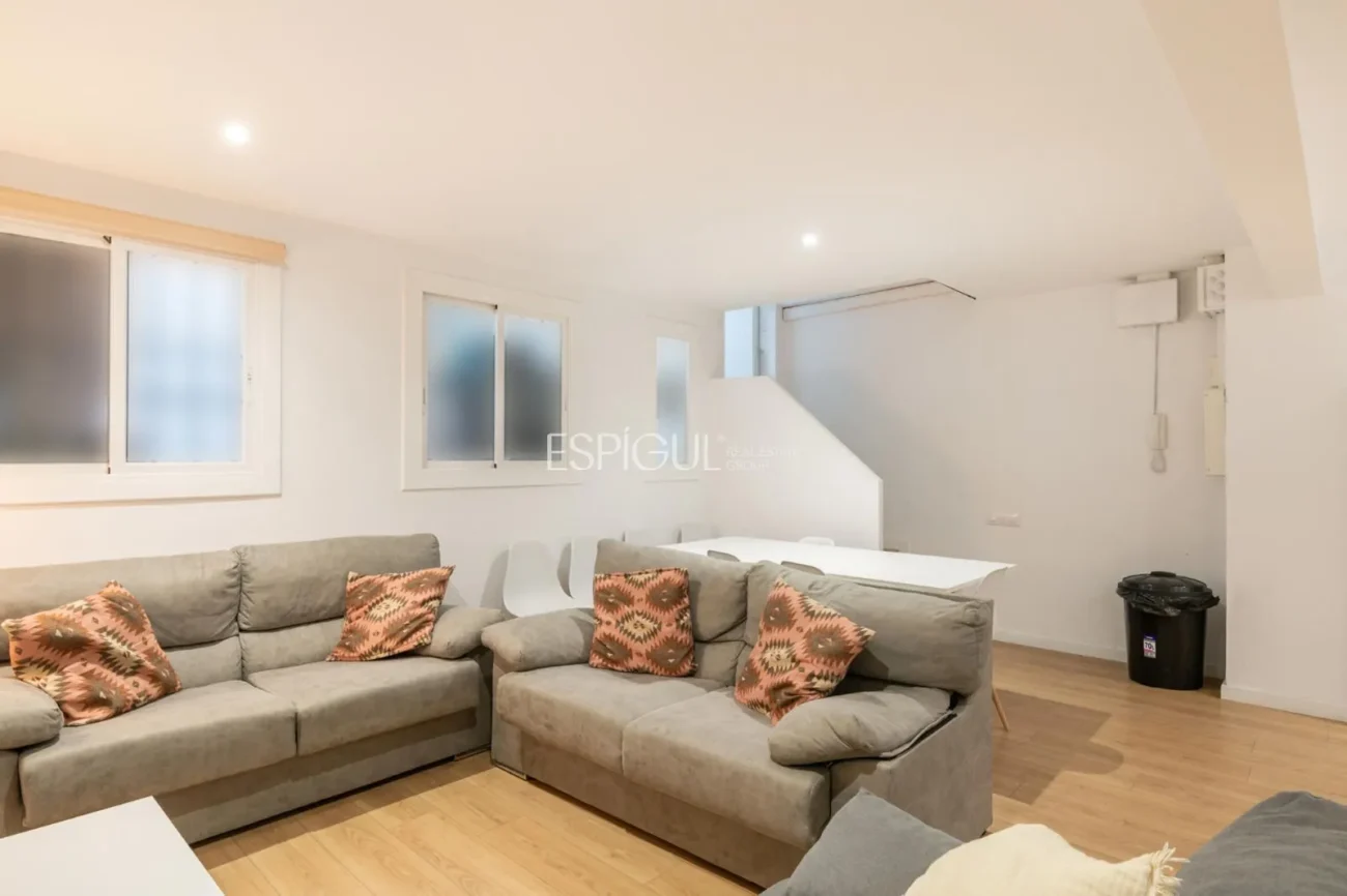 Apartment in Carrer Can Bruixa