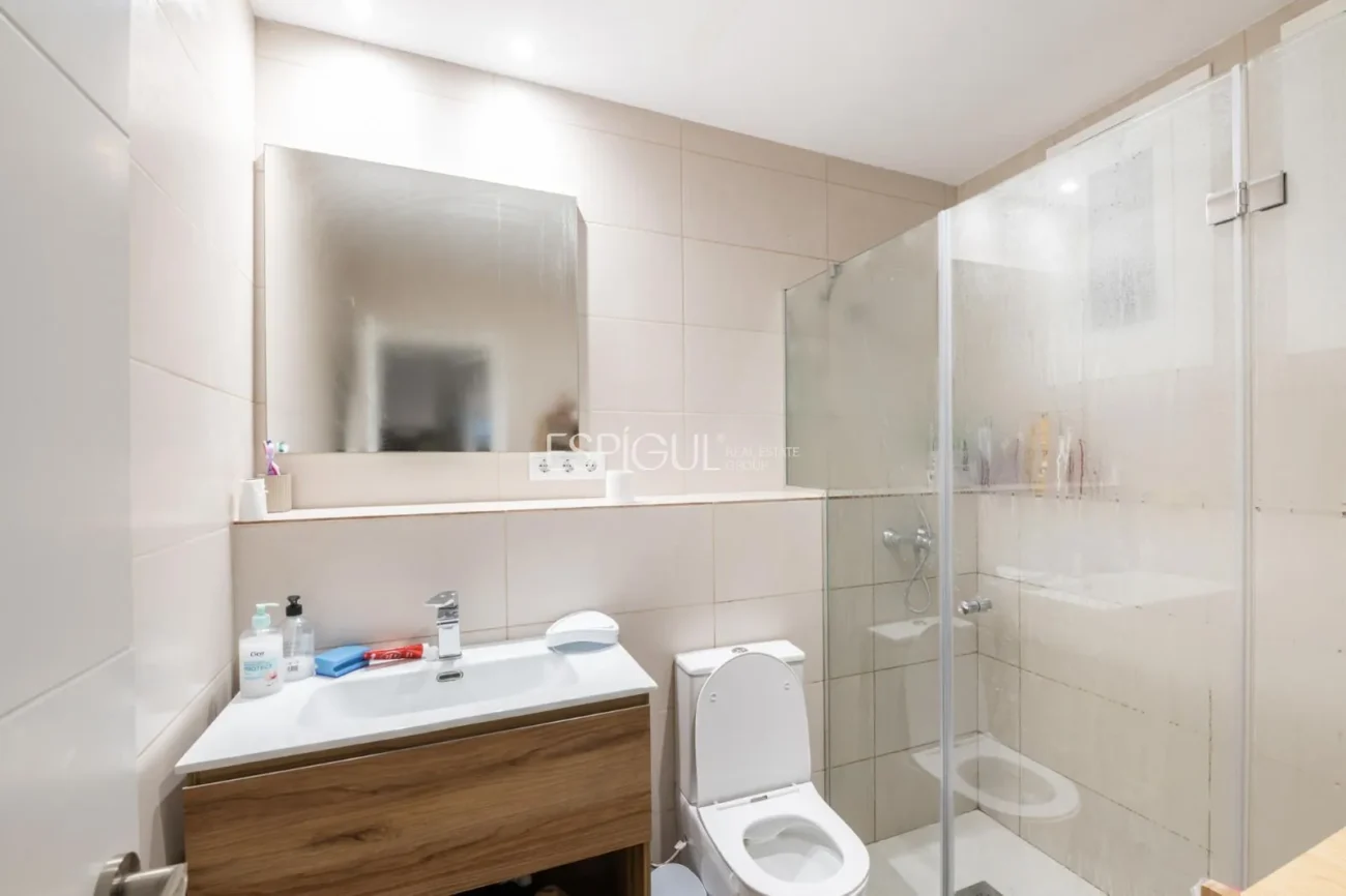 Apartment in Carrer Can Bruixa