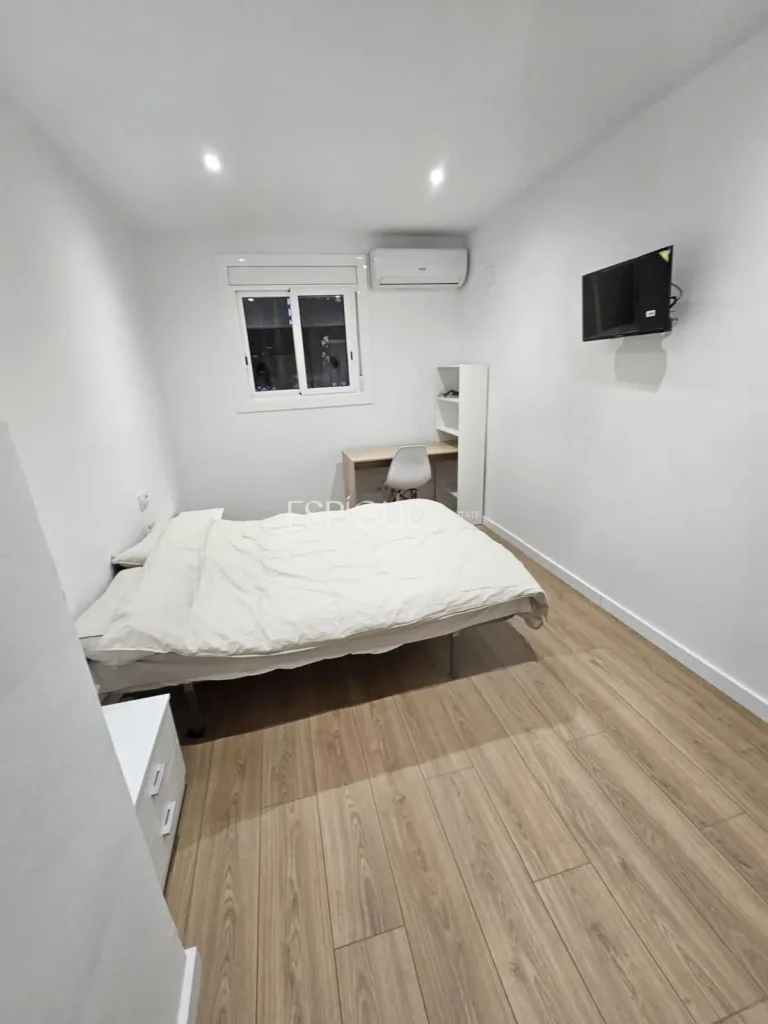Apartment in Carrer Can Bruixa
