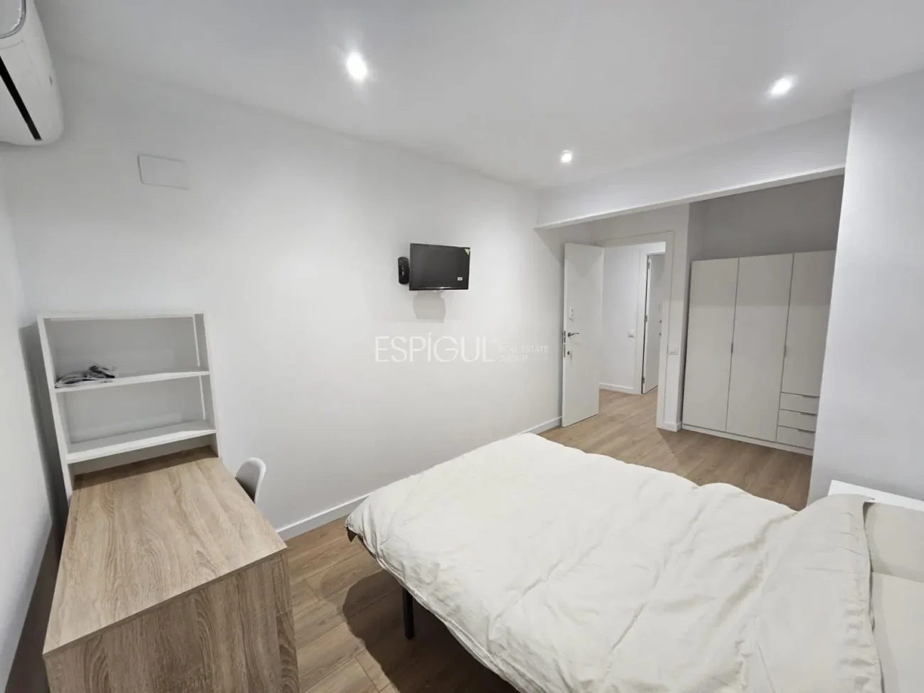 Apartment in Carrer Can Bruixa