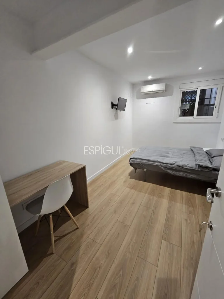 Apartment in Carrer Can Bruixa