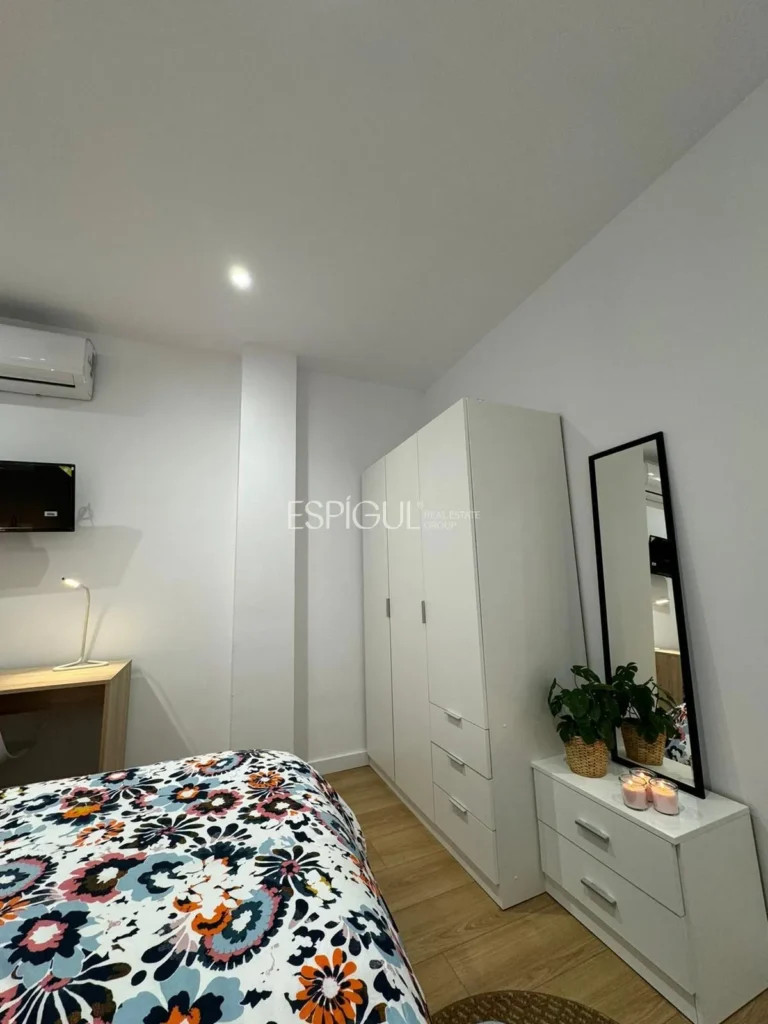 Apartment in Carrer Can Bruixa