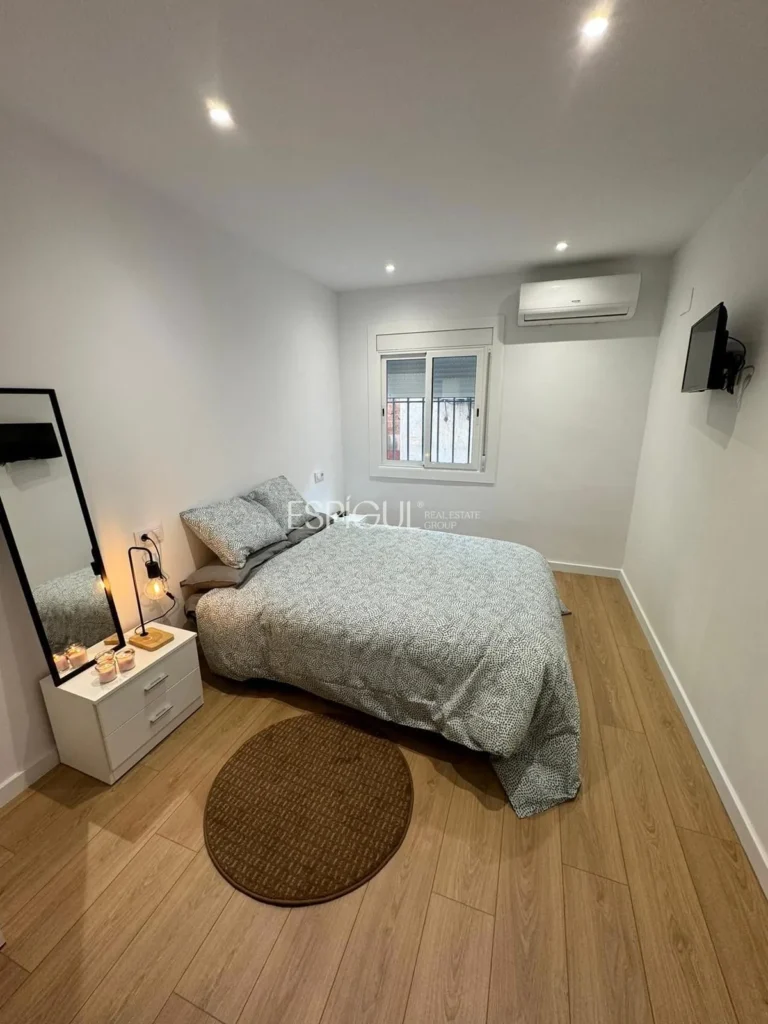Apartment in Carrer Can Bruixa
