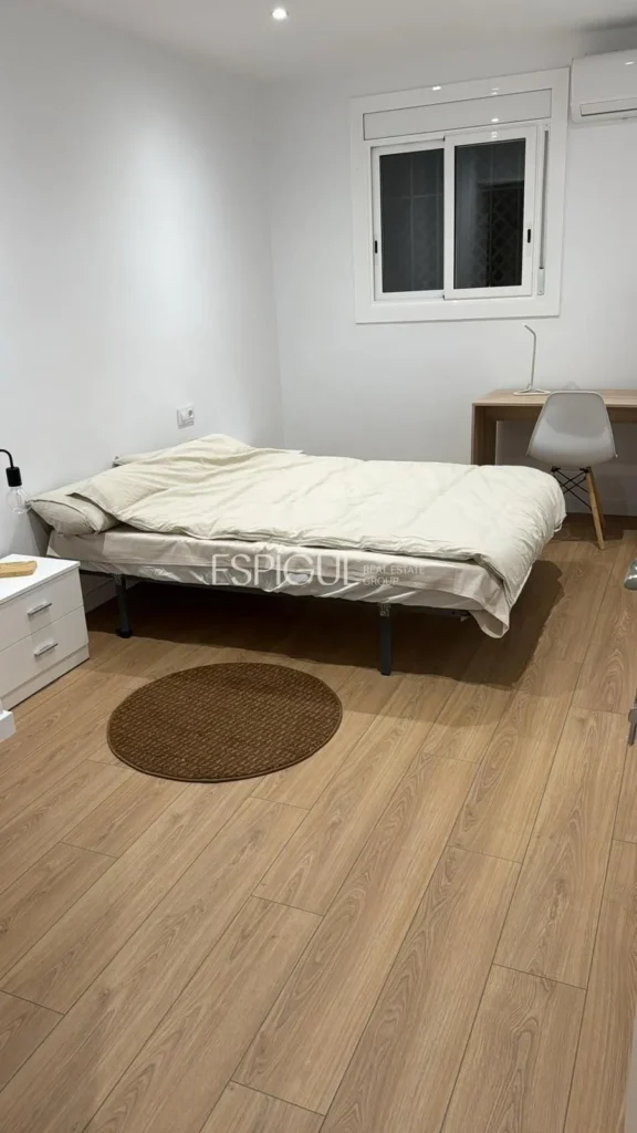 Apartment in Carrer Can Bruixa