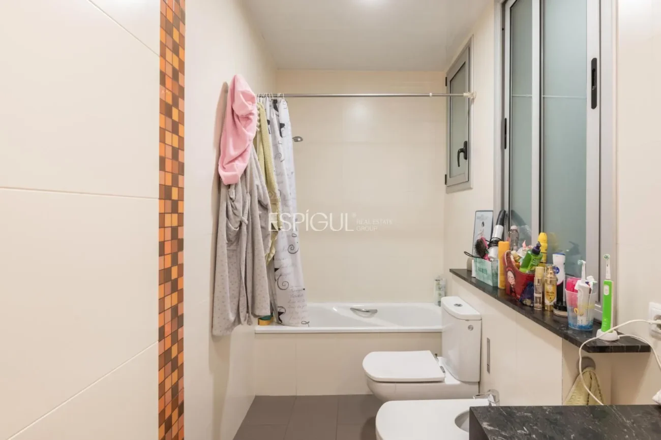 Appartement à vendre dans l&rsquo;Antiga Esquerra de l&rsquo;Eixample – Élégance classique et confort moderne