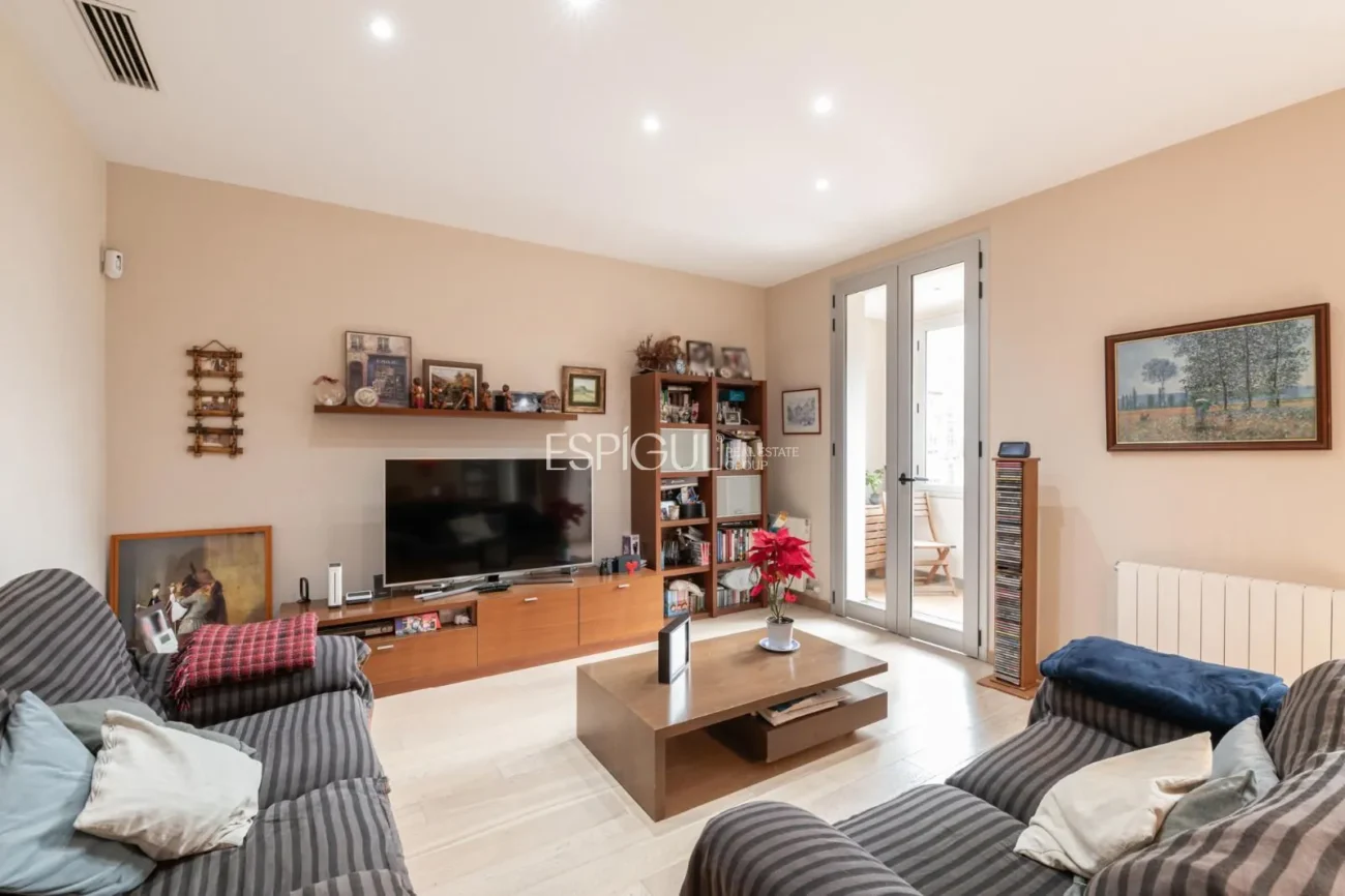 Appartement à vendre dans l&rsquo;Antiga Esquerra de l&rsquo;Eixample – Élégance classique et confort moderne